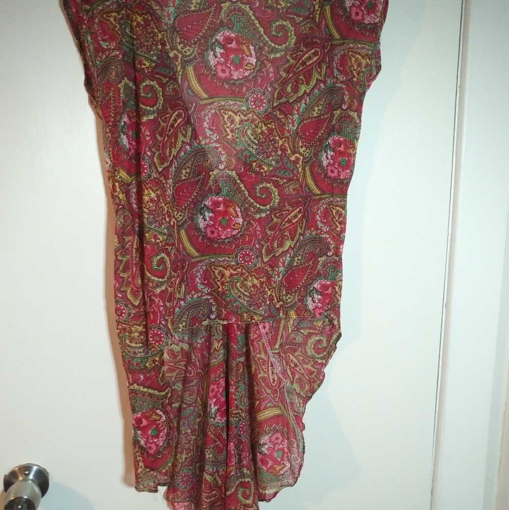 Asymmetrical summer top, long in back, size M